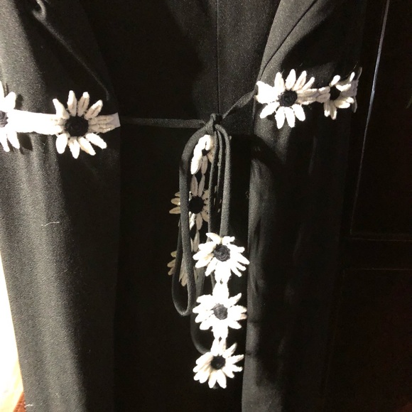 Motherhood Maternity Dress with Daisy accents - Picture 2 of 4